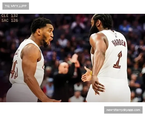 骑士哈登与米切尔双持球战术 近两场合计场均送出16助攻